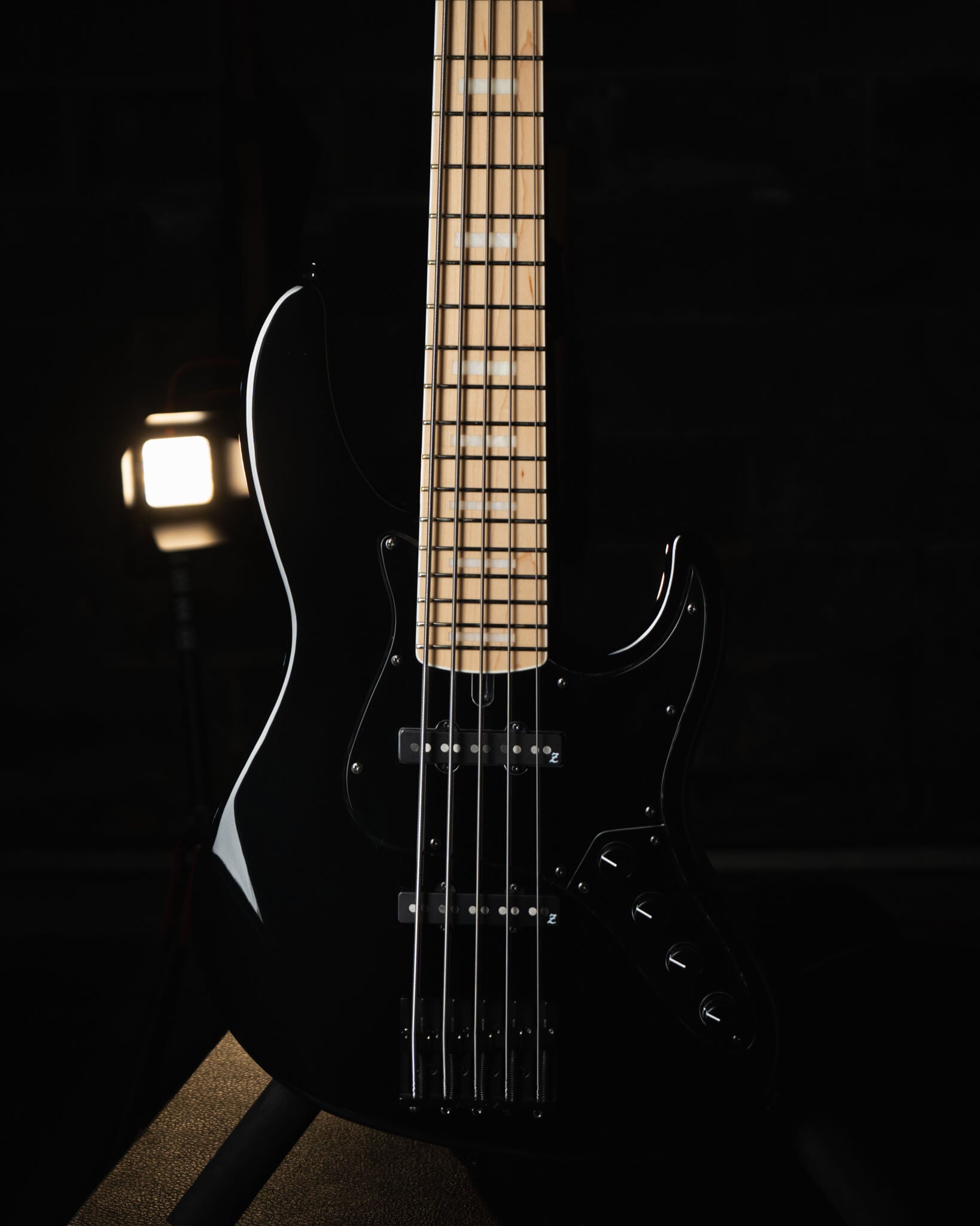 ベース ATELIER Z Beta 5 CUSTOM Atelier Z Beta5 Black 2025 – SlapStore