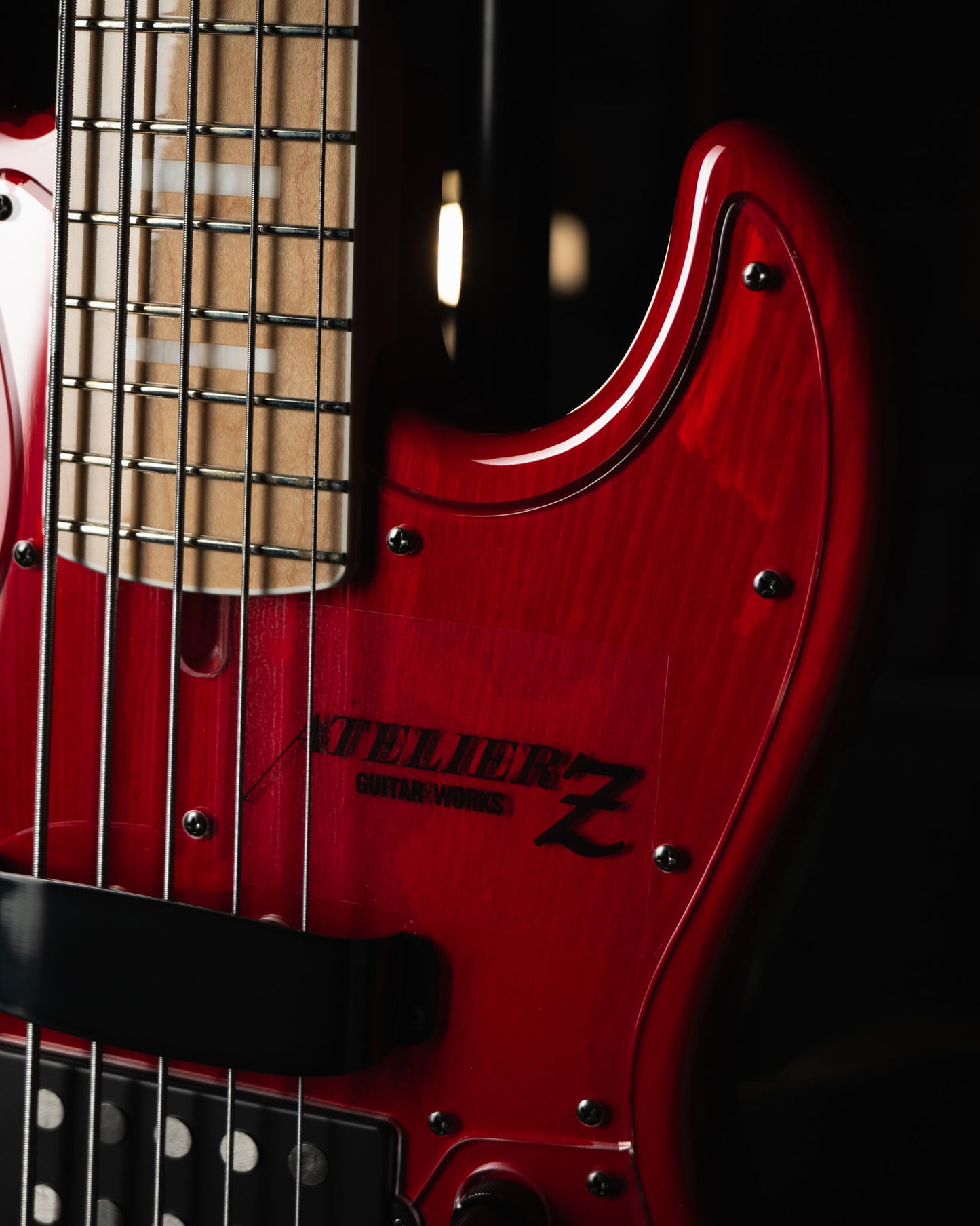 Atelier Z M265-JHJ Transparent Red 2025