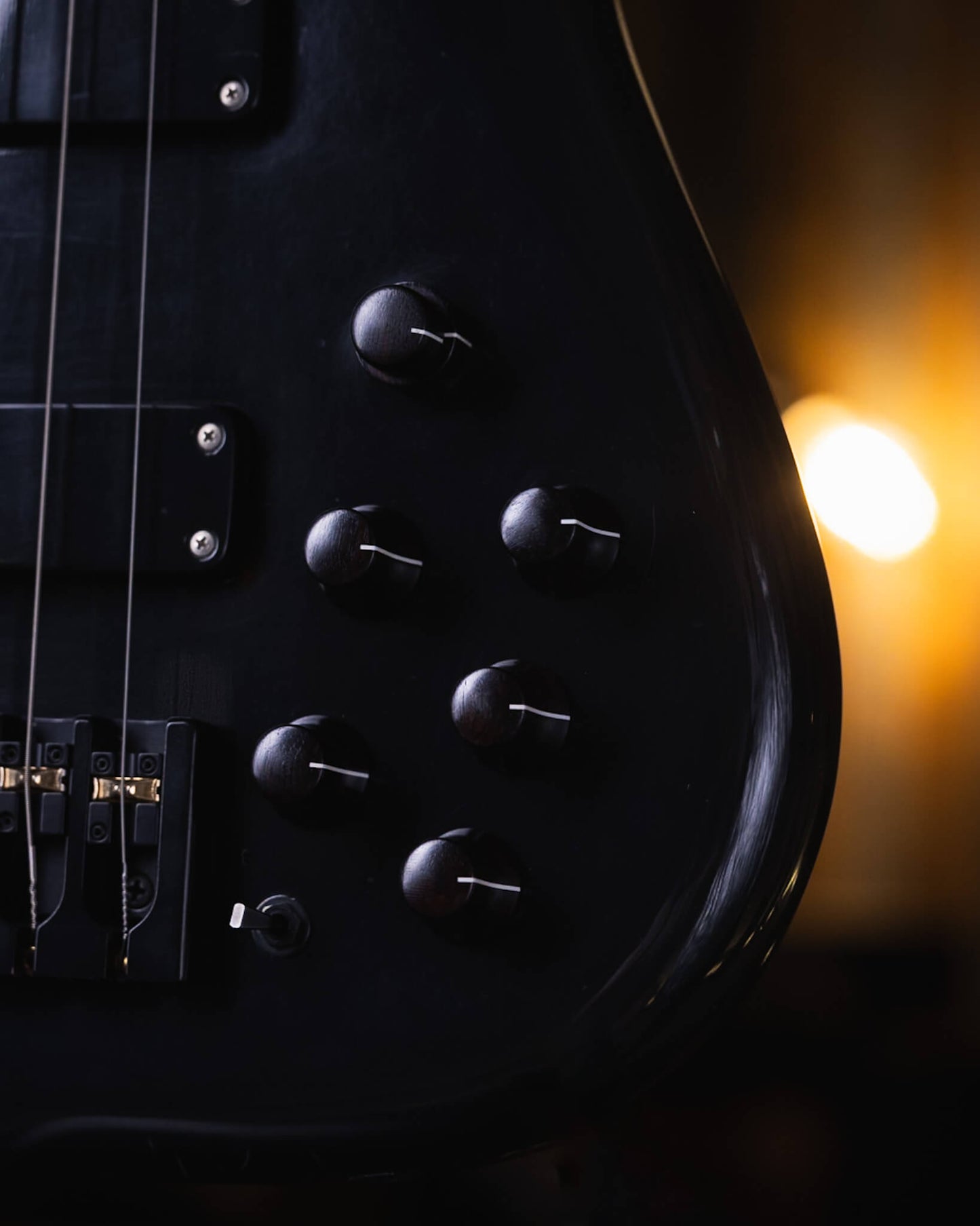 F Bass BN6 Black w/ Piezo 2011
