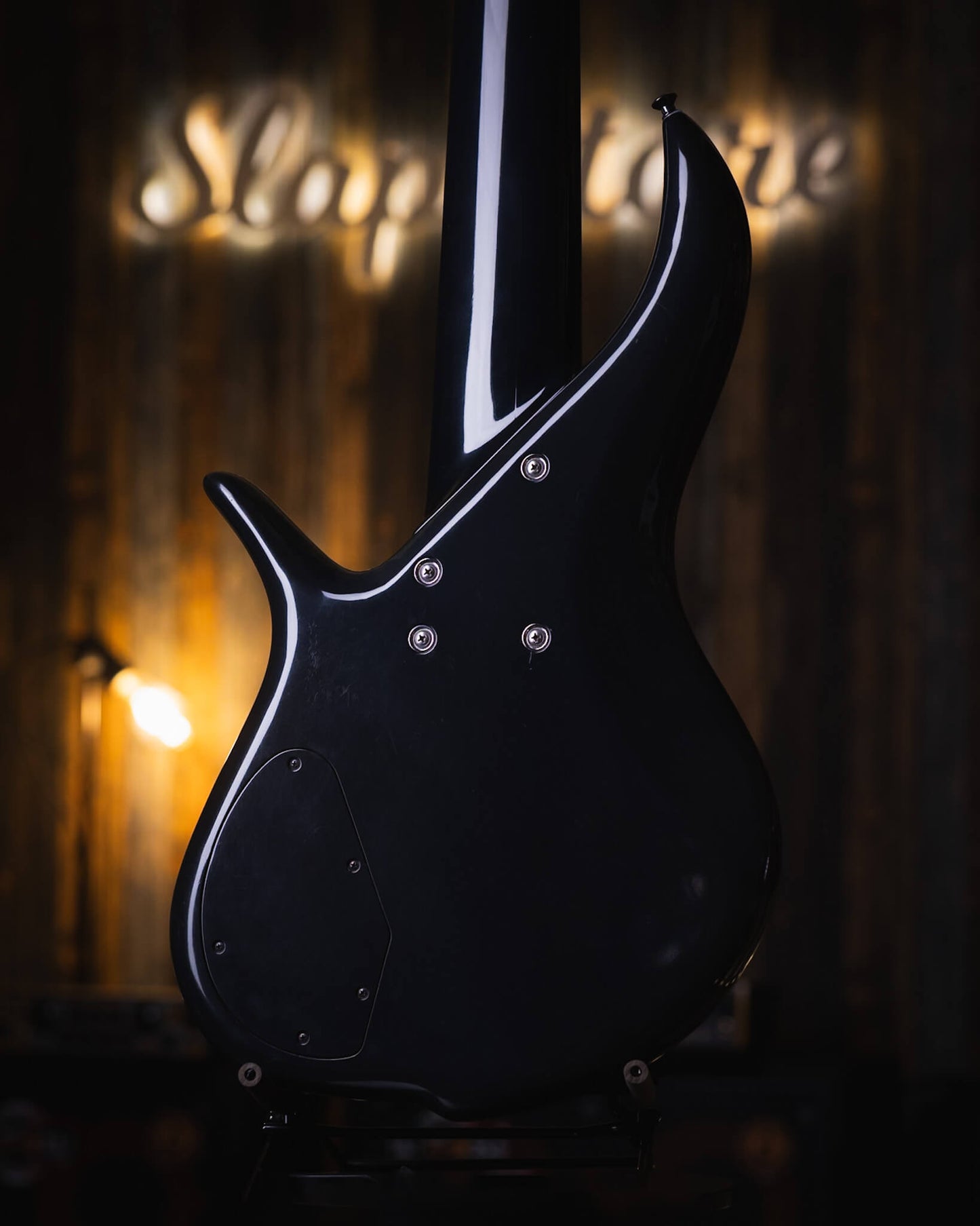 F Bass BN6 Black w/ Piezo 2011