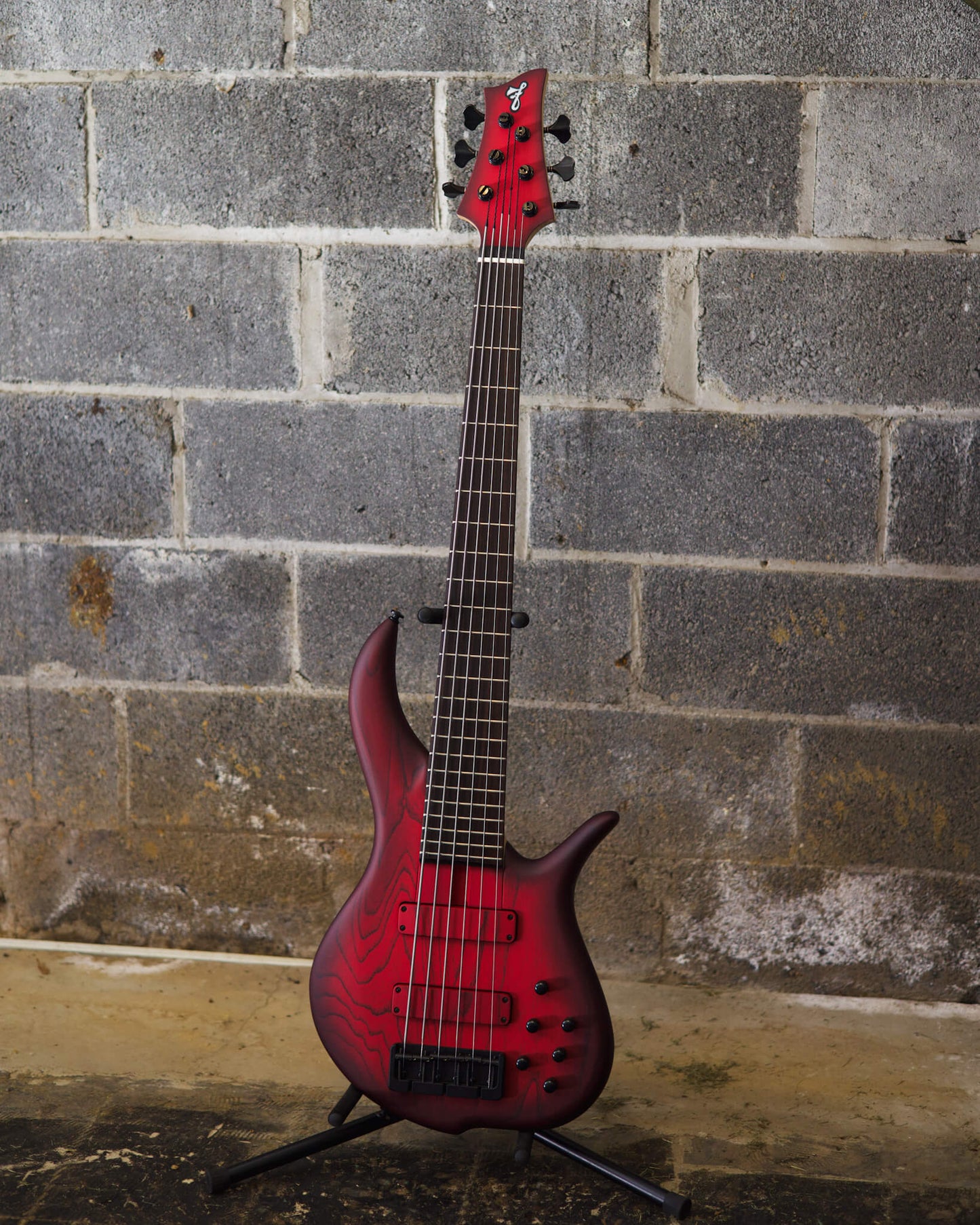 F Bass BN6 Trans Red Burst (Early-2024)
