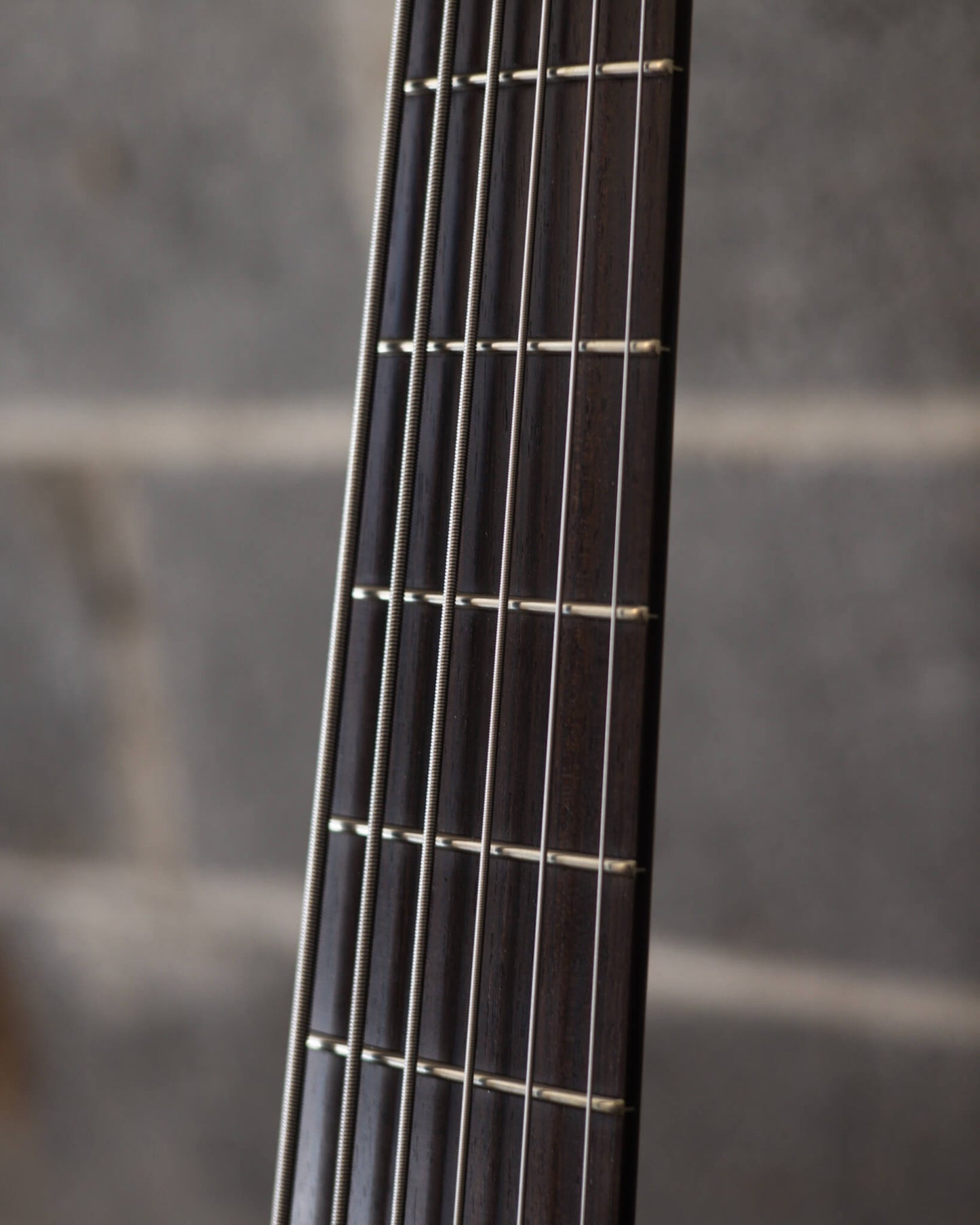 F Bass BN6 Trans Red Burst (Early-2024)