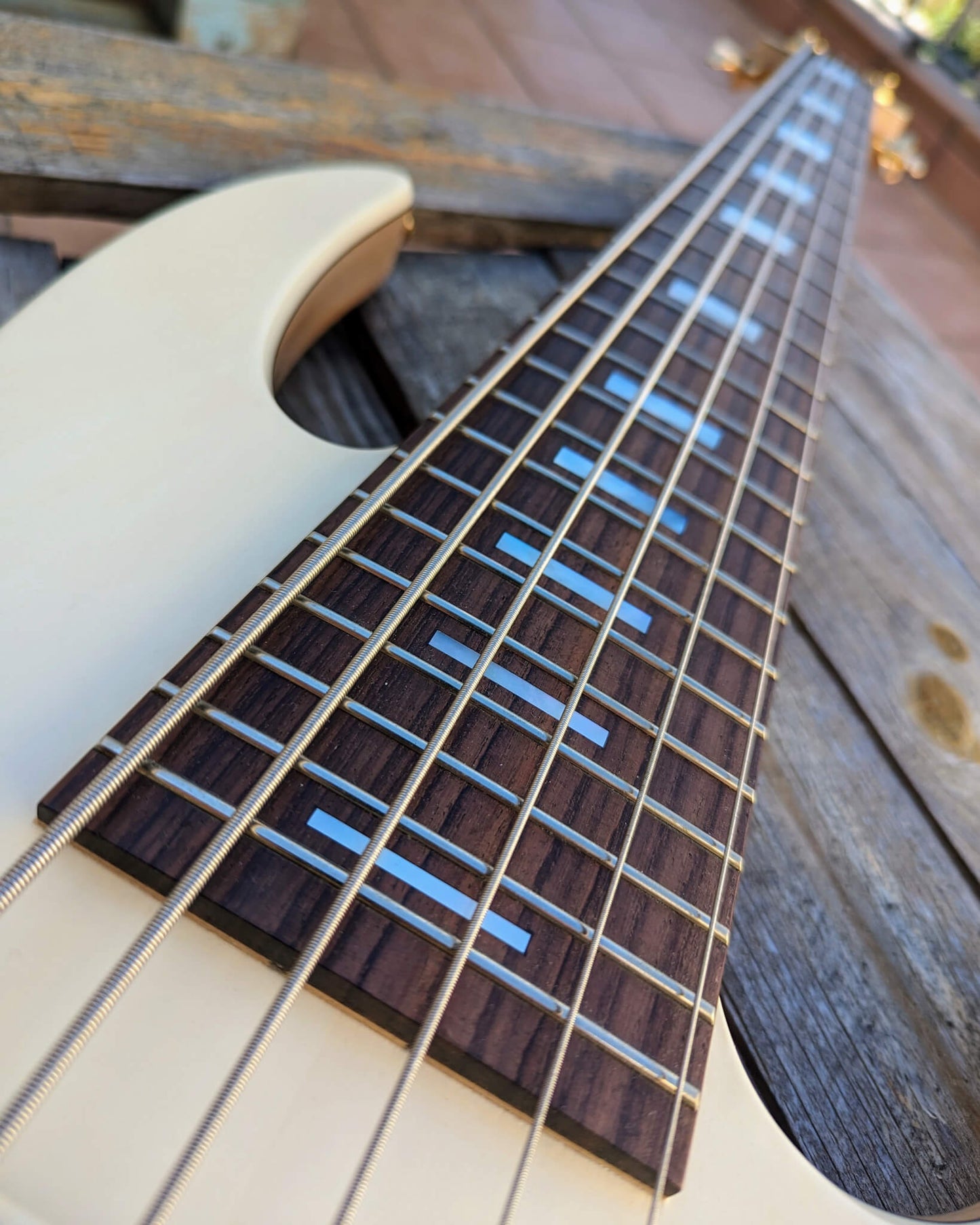 Fodera Contrabass 6 Elite Holly 2022