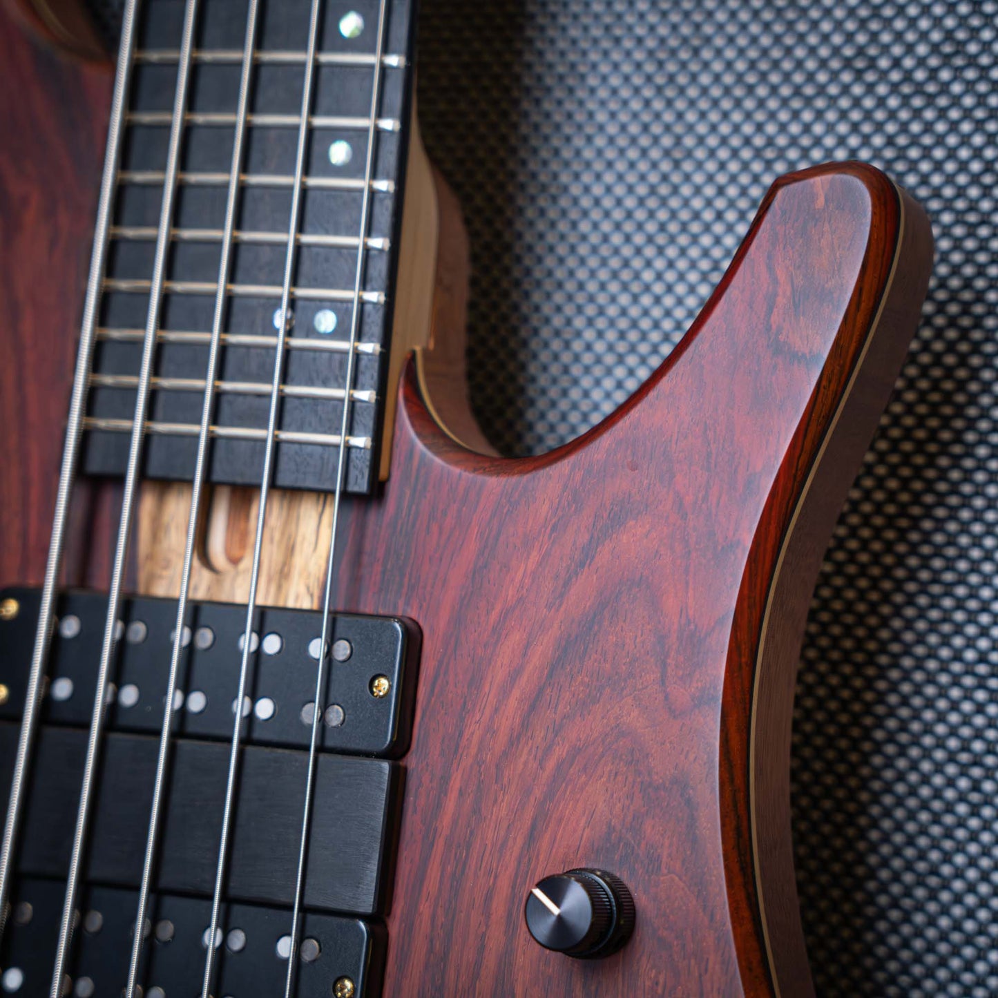 Swan RHO 5 Special Cocobolo NAMM 2022