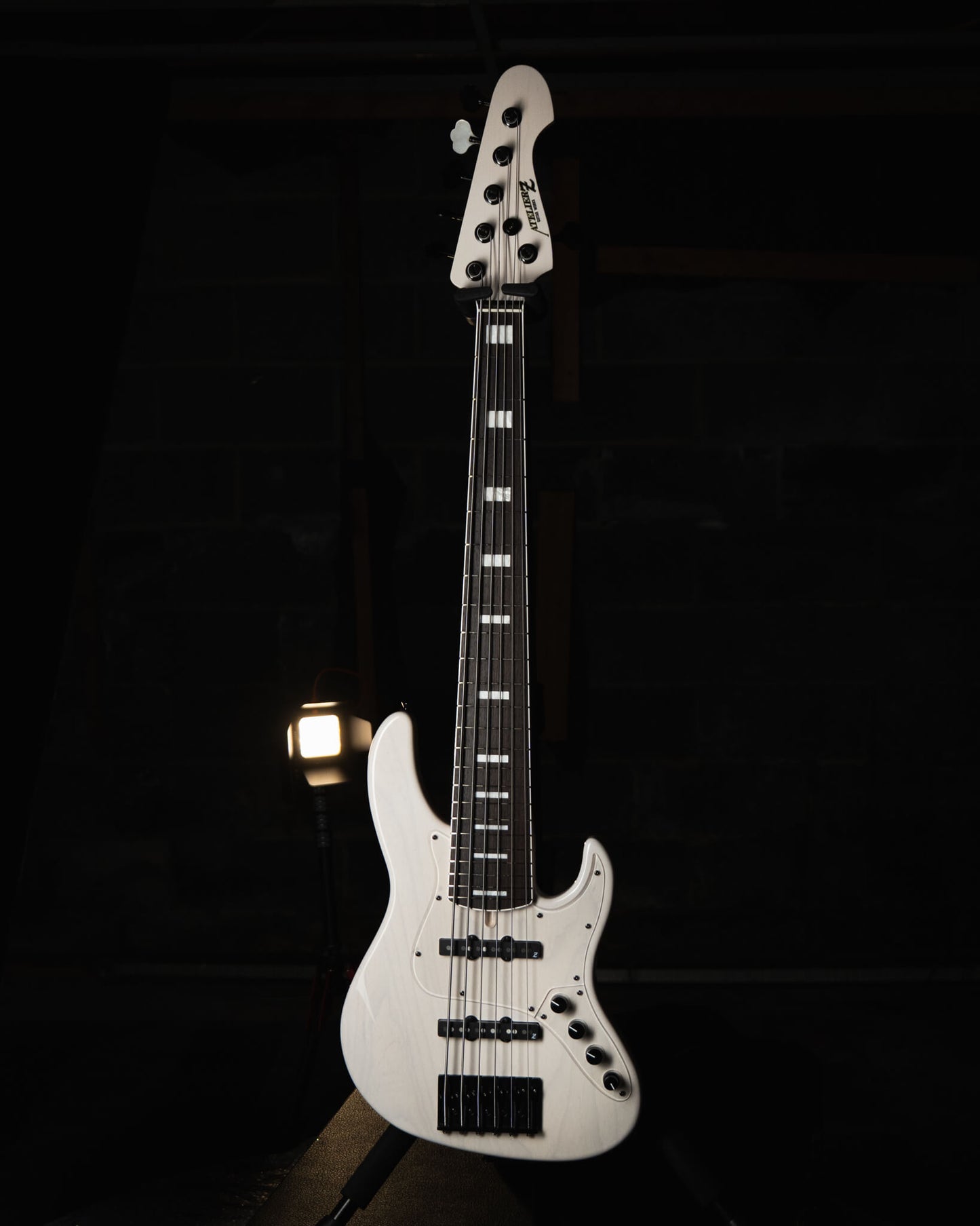 Atelier Z Beta6 Trans White 2025