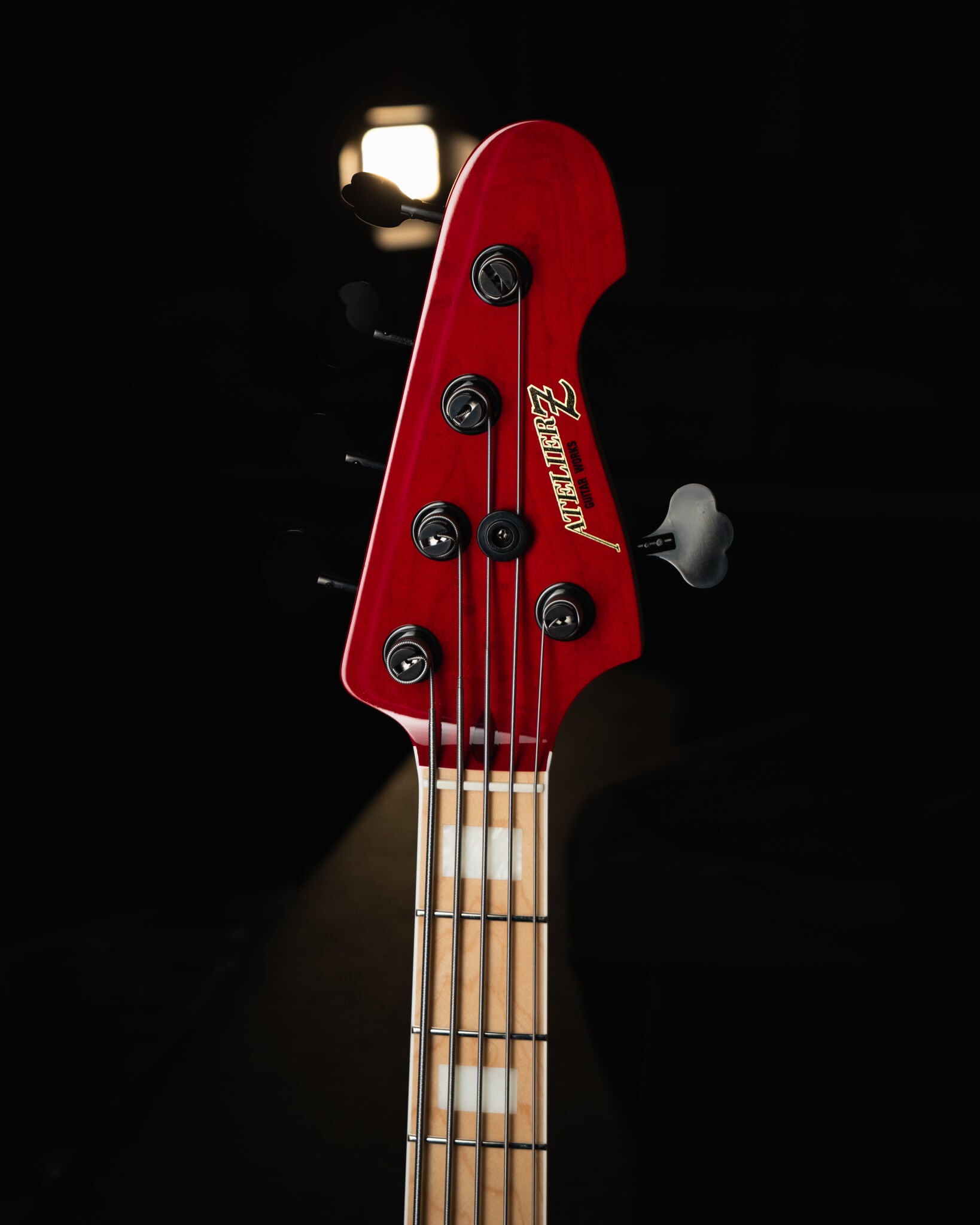 Atelier Z M265-JHJ Transparent Red 2025 – SlapStore