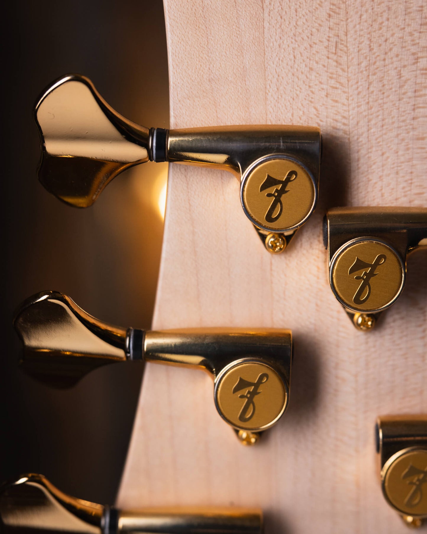 F Bass BN5 Olympic White 2022