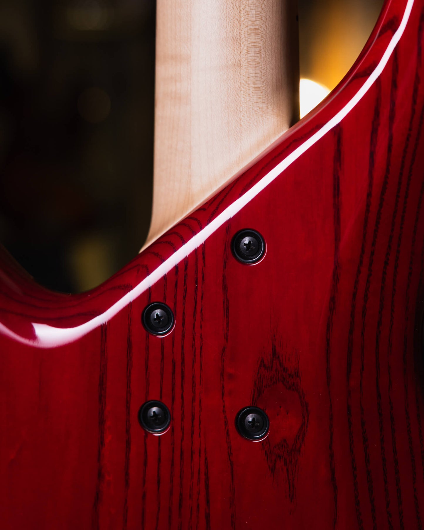 F Bass BN5 Transparent Red 2020