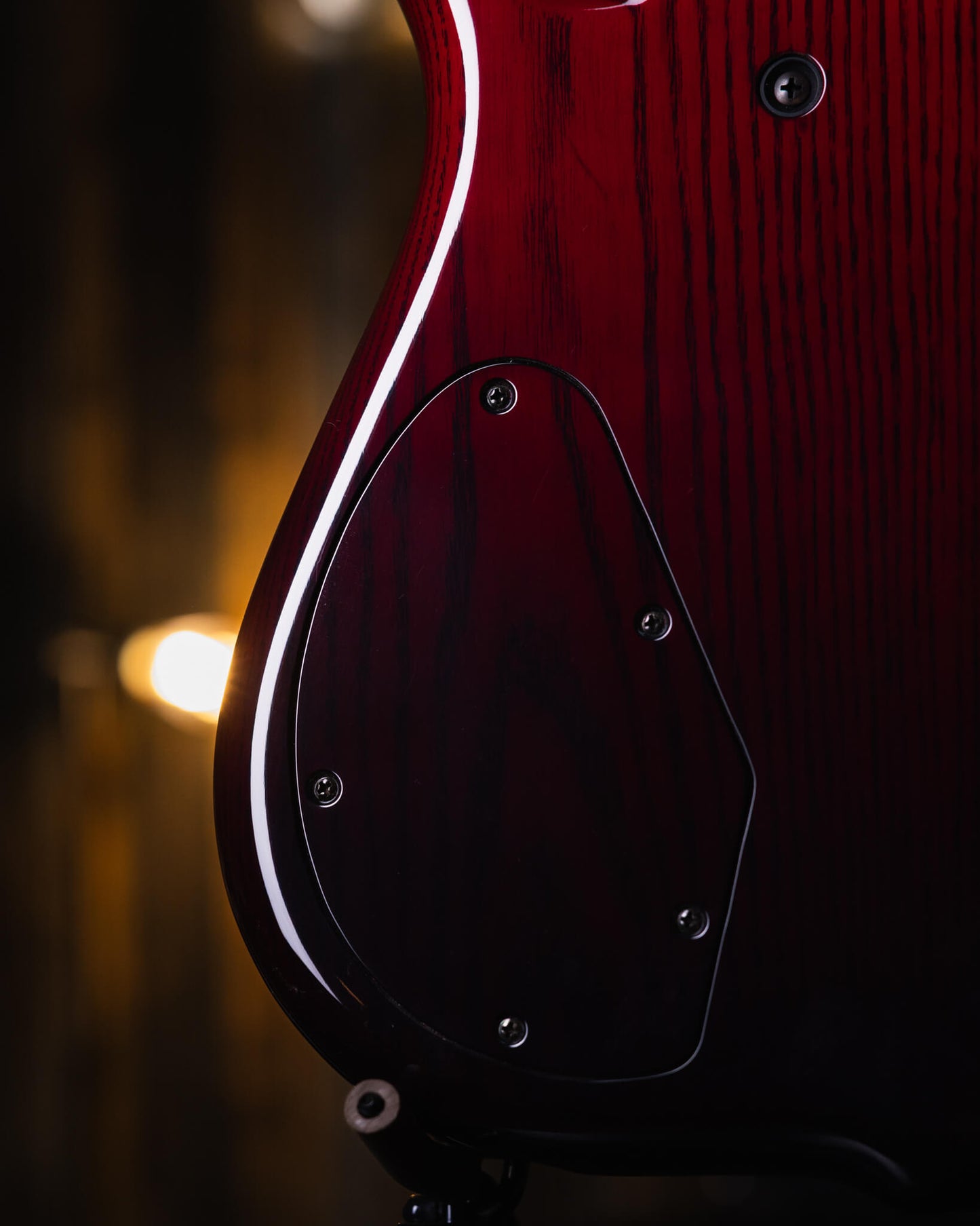 F Bass BN6 Trans Red Fade 2023