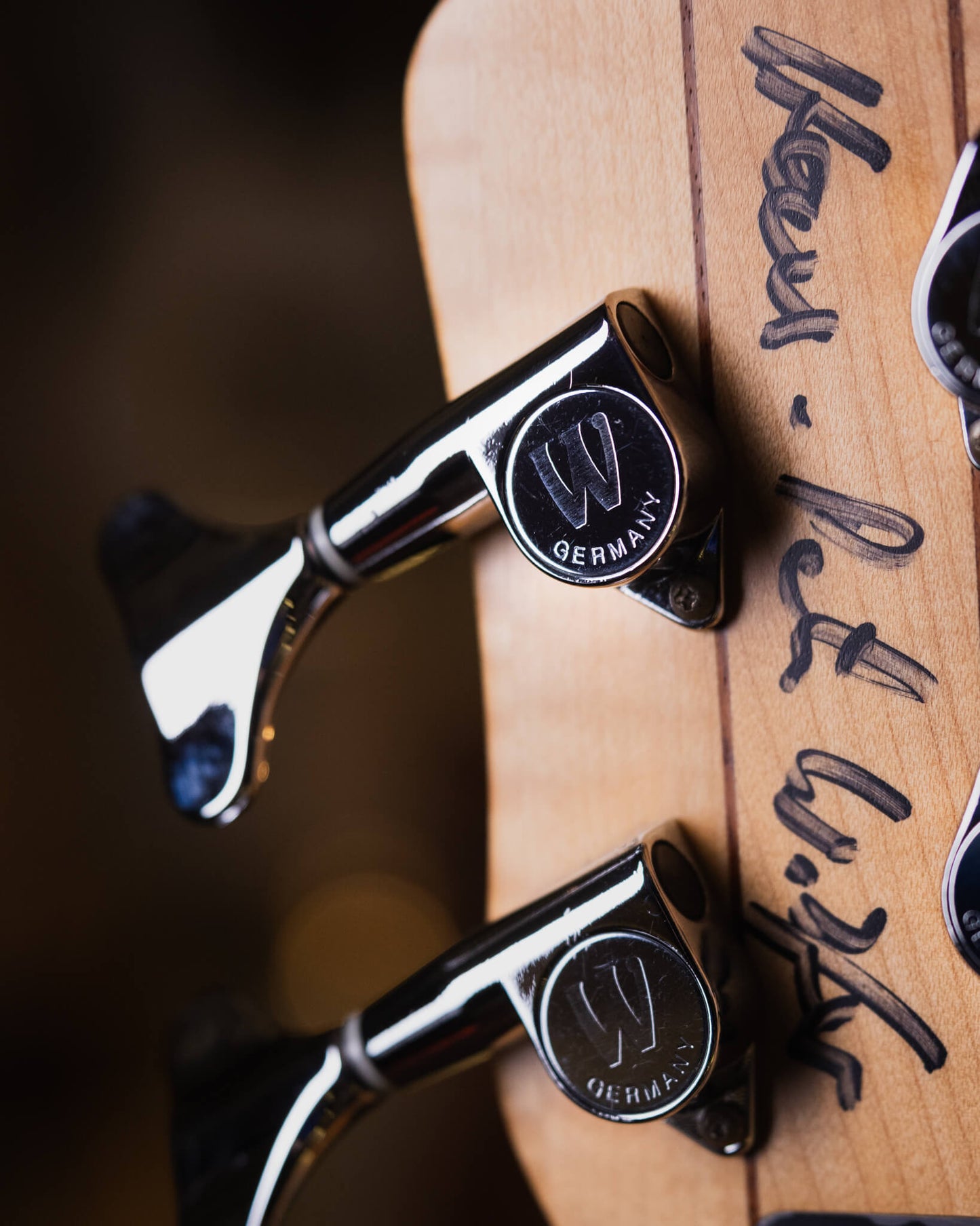 Warwick Thumb BO Bleached Blonde Limited Edition 2003