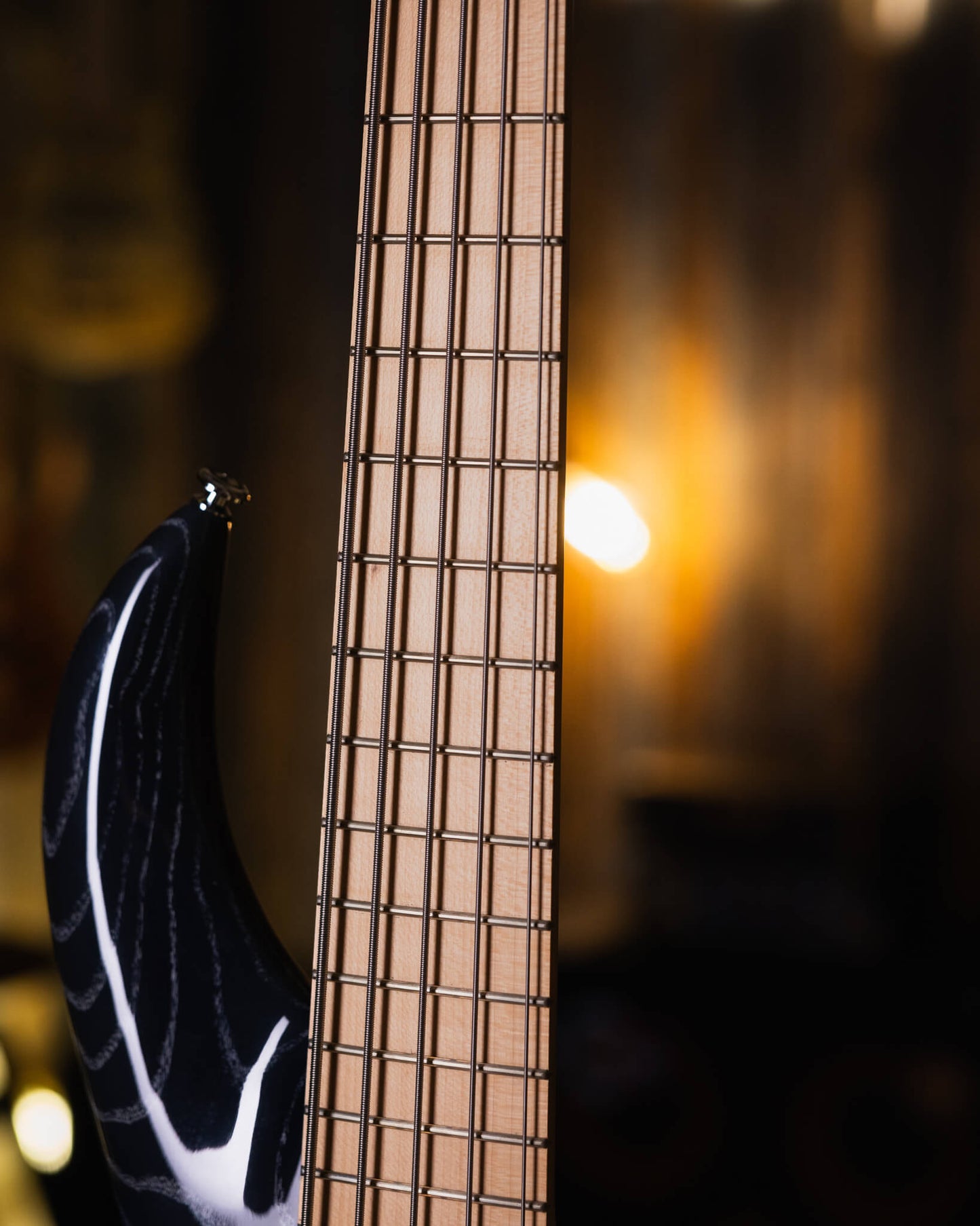 F Bass BN5 Ceruse Black 2016