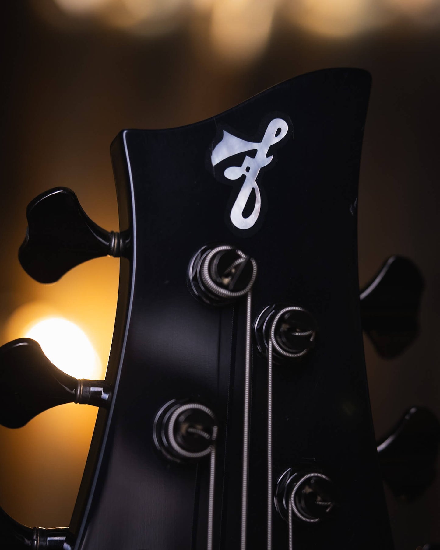 F Bass BN6 Black w/ Piezo 2011