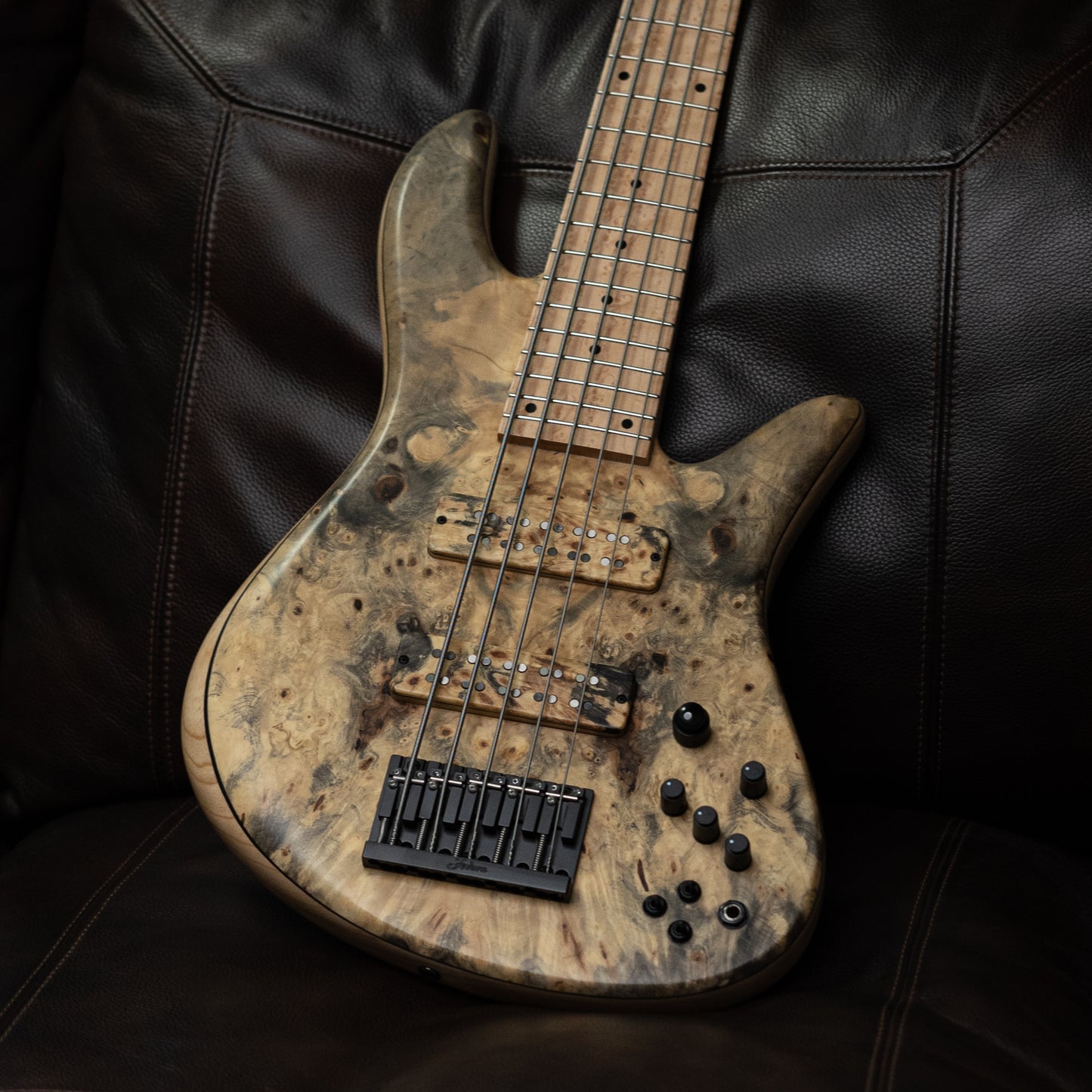 [Pre-Order] Fodera Emperor 5 Deluxe Buckeye Burl 2023 (ETA October 2023)