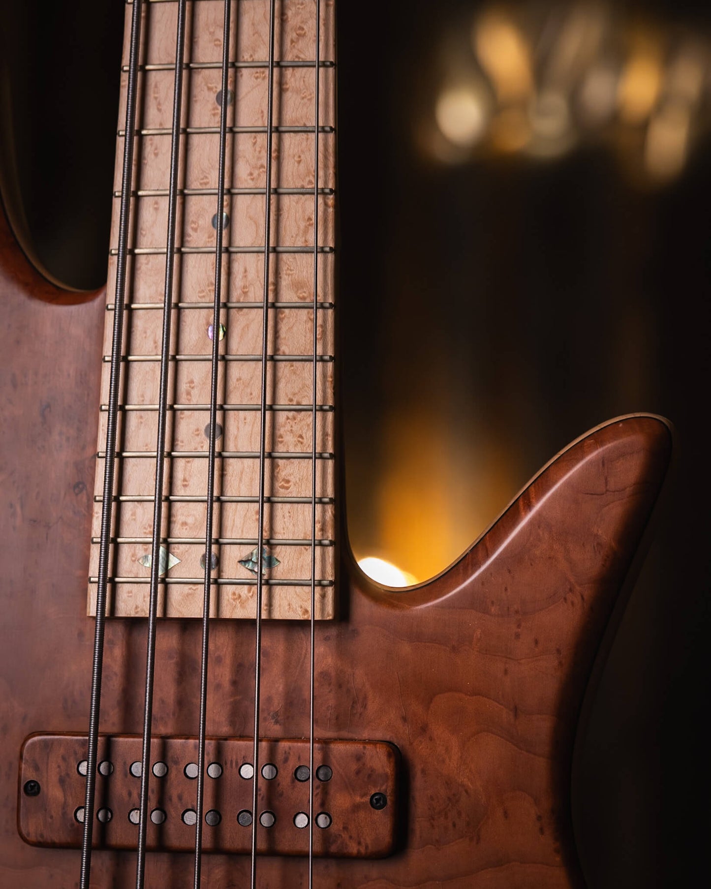 Fodera Emperor 5 Deluxe Redwood Burl 2024