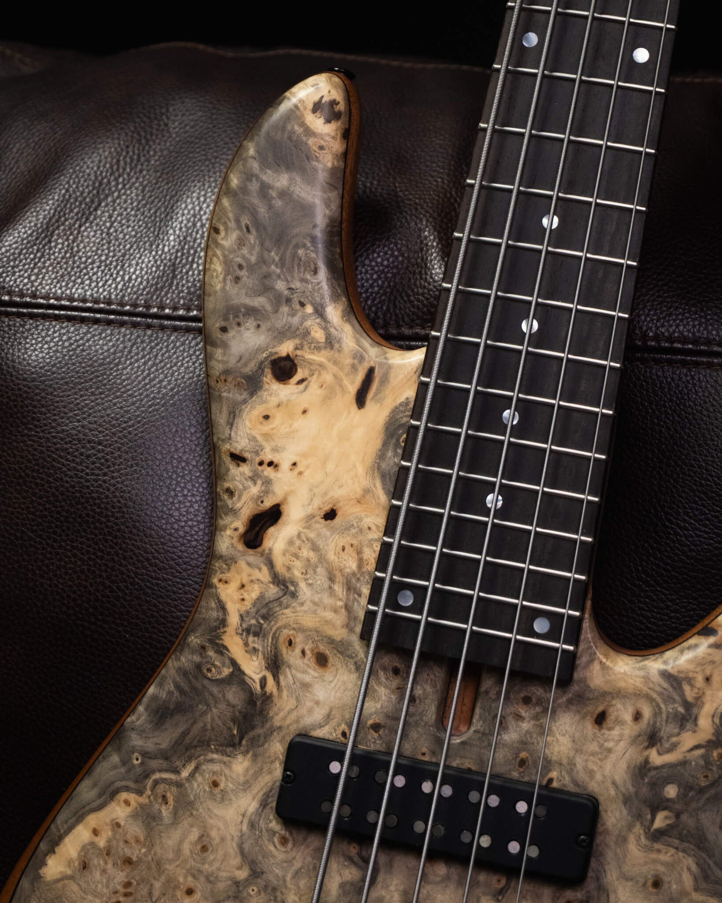 Fodera Emperor 5 Standard Special Buckeye Burl 2025