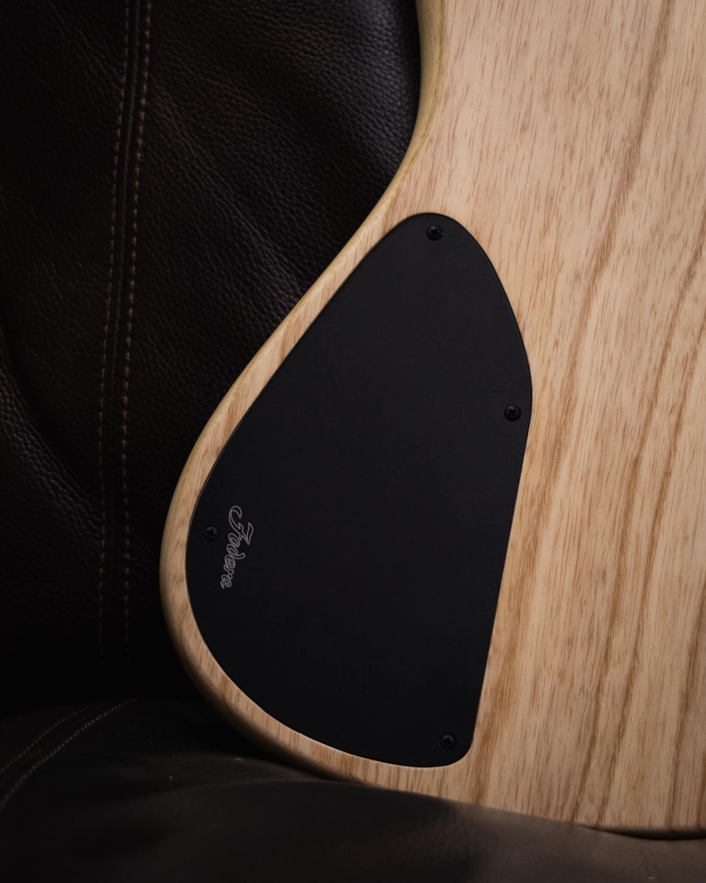 Fodera Emperor 5 Standard Special Buckeye Burl 2025