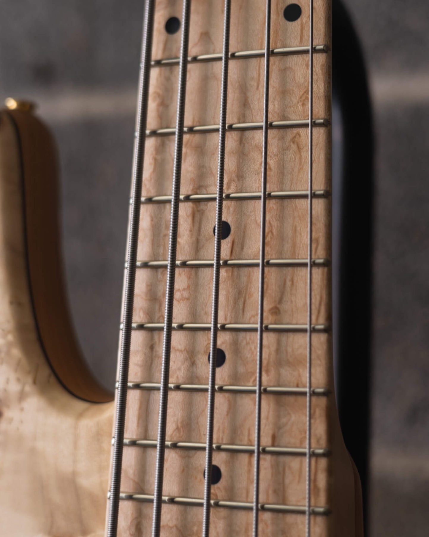 Fodera Emperor 5 Standard Special Poplar Burl (End-2024)
